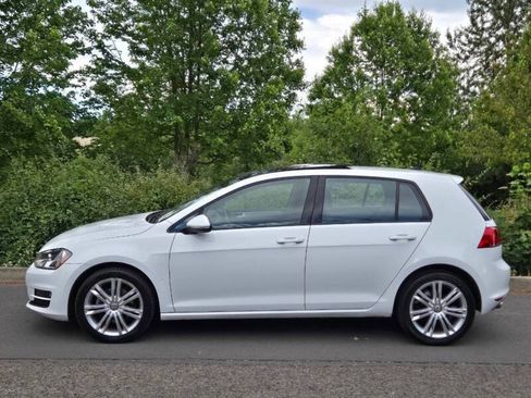 Used 2015 Volkswagen Golf TDI SEL FWD image 6