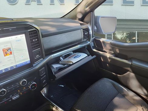 Used 2022 Ford F150 XLT w/ Equipment Group 302A High image 17