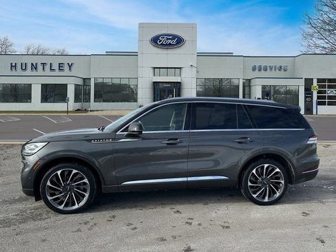 Used 2020 Lincoln Aviator Reserve w/ Equipment Group 202A image 7