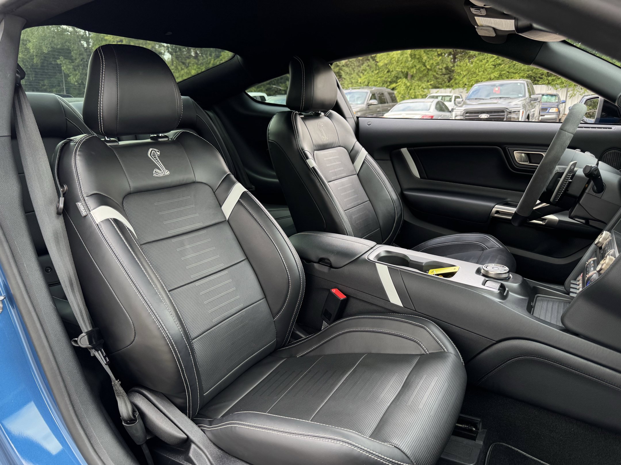 Used 2020 Ford Mustang Shelby GT500 w/ Technology Package RWD image 34