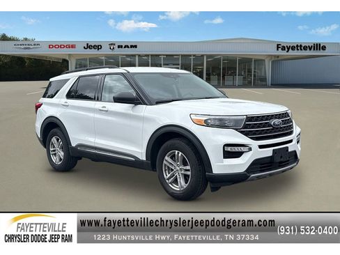 Used 2024 Ford Explorer XLT w/ Equipment Group 202A AWD/4WD image 1