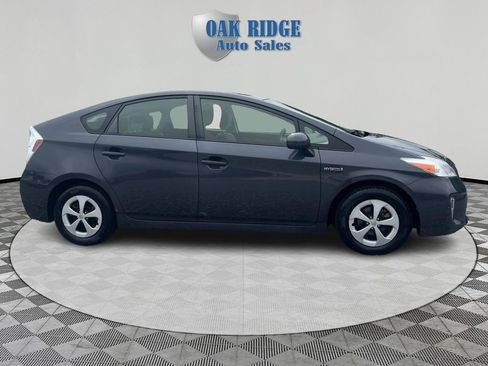 Used 2013 Toyota Prius Three FWD image 4