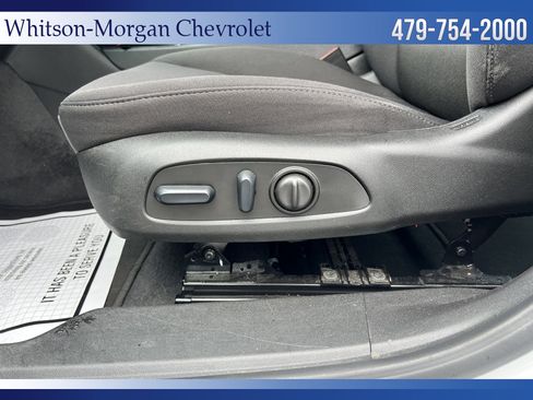Used 2024 Chevrolet Malibu LT FWD image 11