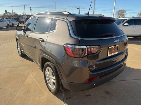 Used 2021 Jeep Compass Sport w/ Cold Weather Group image 20