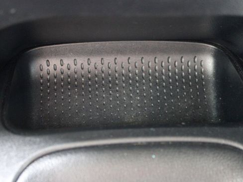 Used 2022 Toyota Corolla LE FWD image 27