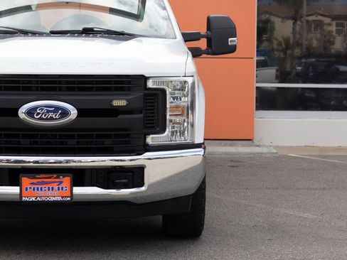 Used 2018 Ford F350 XL w/ Power Equipment Group RWD image 6