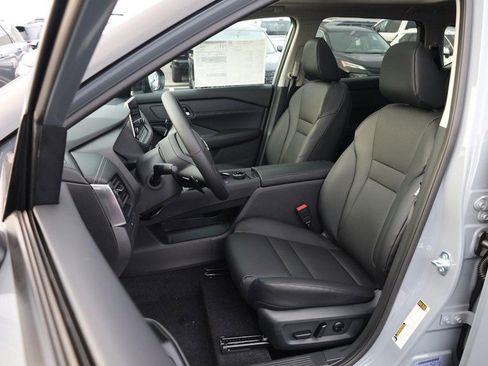 New 2026 Nissan Rogue SV image 10