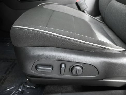 Used 2021 Chevrolet TrailBlazer LT w/ Convenience Package AWD/4WD image 21