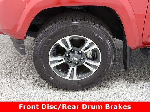 Certified 2019 Toyota Tacoma TRD Sport image 11