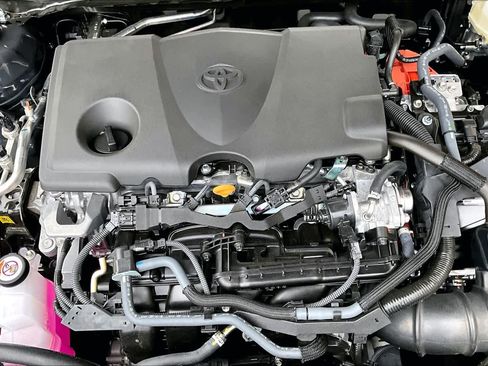 Certified 2026 Toyota Camry SE FWD image 33