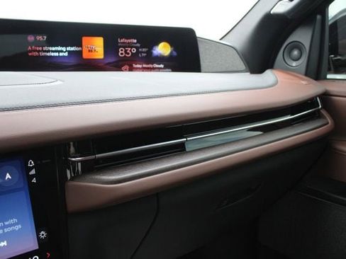 New 2026 Lincoln Navigator Reserve AWD/4WD image 18