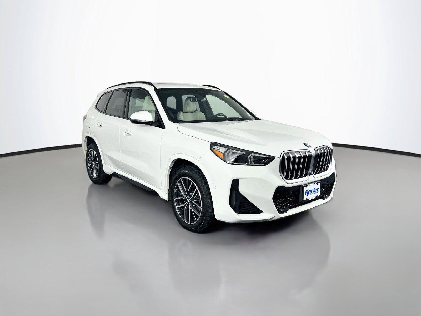 Used 2023 BMW X1 xDrive28i w/ Premium Package AWD/4WD image 8