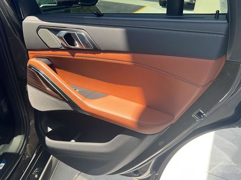 New 2026 BMW X6 xDrive40i w/ Executive Package AWD/4WD image 15