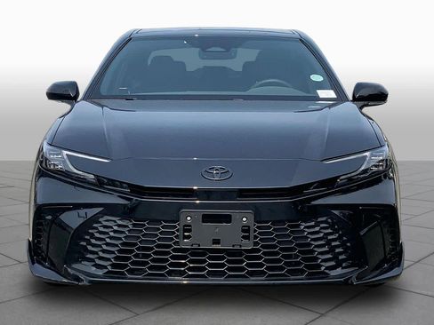 Used 2026 Toyota Camry XSE AWD/4WD image 4