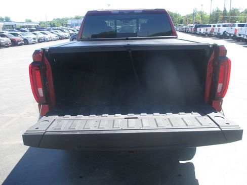 Used 2023 GMC Sierra 1500 AT4X AWD/4WD image 9