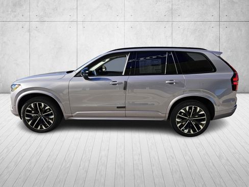 New 2026 Volvo XC90 B6 Ultra w/ Protection Package Premier image 4