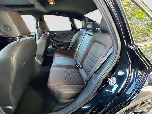 Used 2024 Volkswagen Jetta GLI Autobahn w/ GLI Black Package image 25