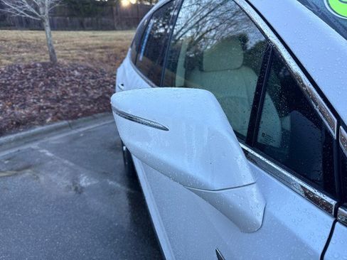 Used 2022 Buick Enclave Avenir image 17