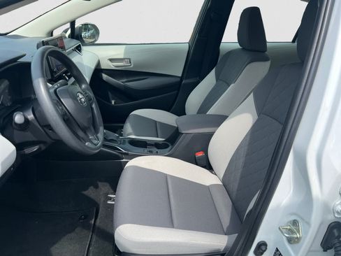 Used 2023 Toyota Corolla LE w/ Carpet Mat Package (TMS) FWD image 15
