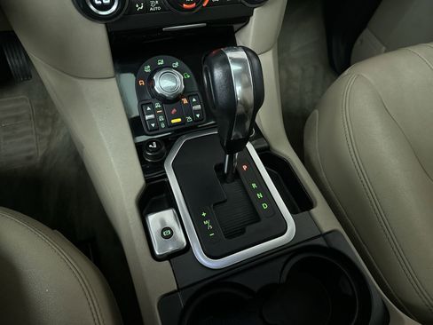 Used 2012 Land Rover LR4 HSE AWD/4WD image 21