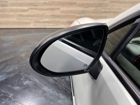 Used 2024 Toyota GR86 Premium image 28