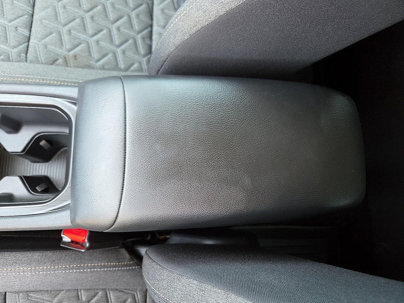 Used 2025 Nissan Kicks SV FWD image 15