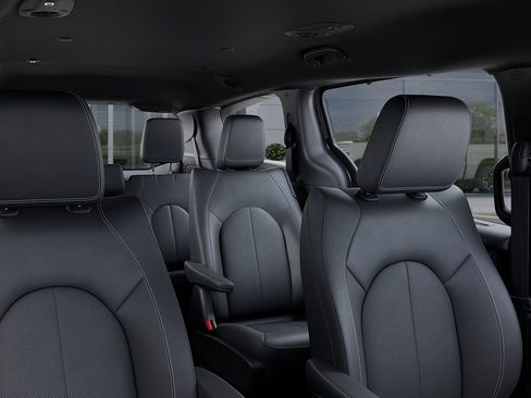 New 2026 Chrysler Voyager LX FWD image 26