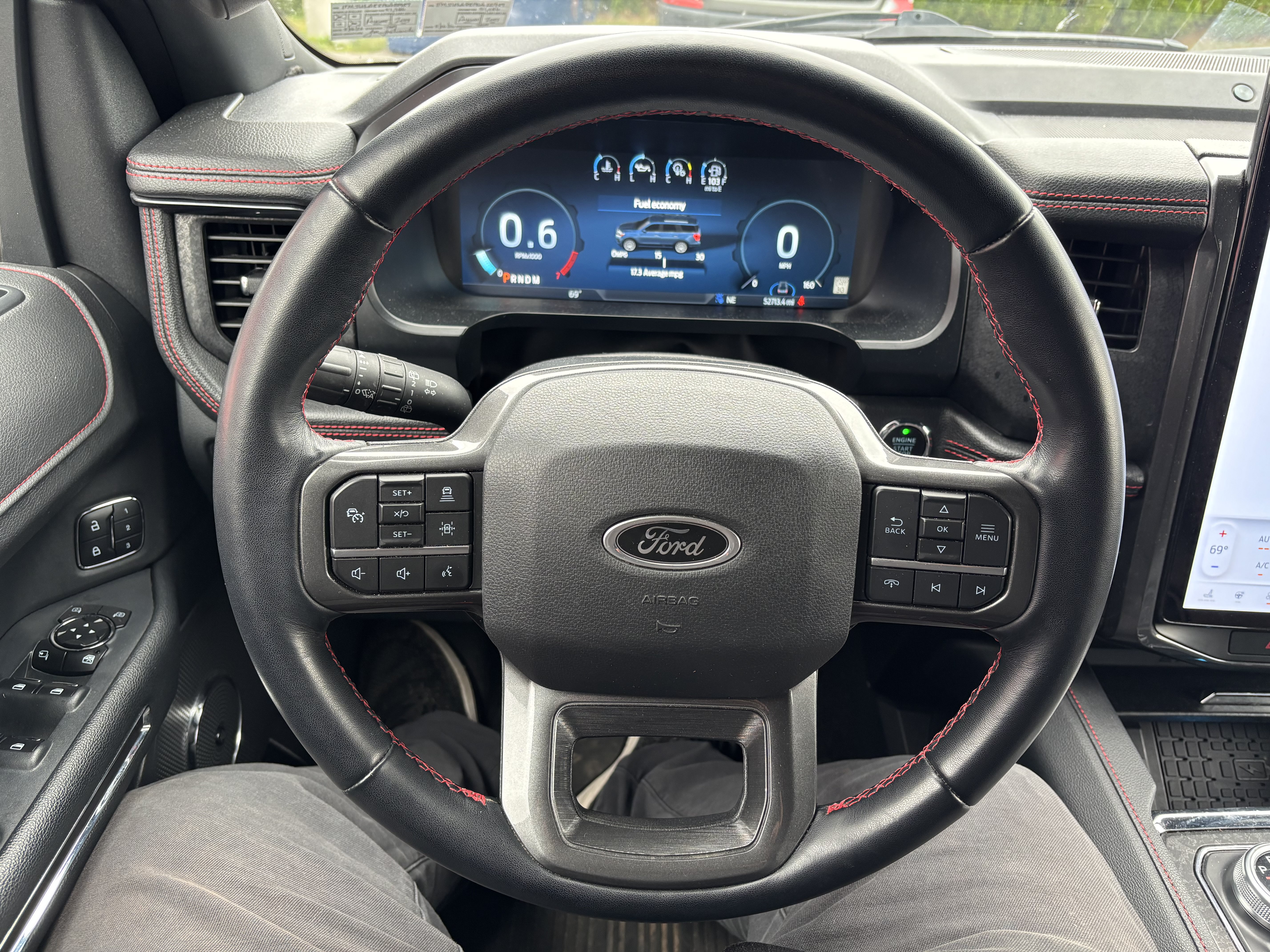 Used 2023 Ford Expedition Limited AWD/4WD image 16