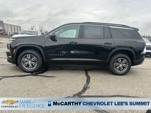 New 2026 Chevrolet Traverse LT w/ LPO, Floor Liner Package image 6