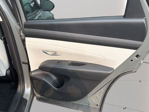 Used 2025 Hyundai Tucson SEL AWD/4WD image 17