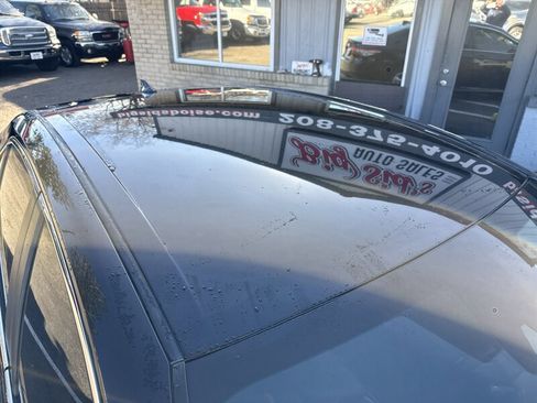 Used 2020 Toyota Camry LE w/ Carpet Mat Package image 15