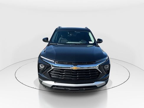 New 2026 Chevrolet TrailBlazer LT w/ LT Cold Weather Package FWD image 3
