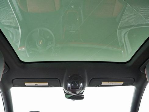 New 2026 Porsche Cayenne Coupe AWD/4WD image 21