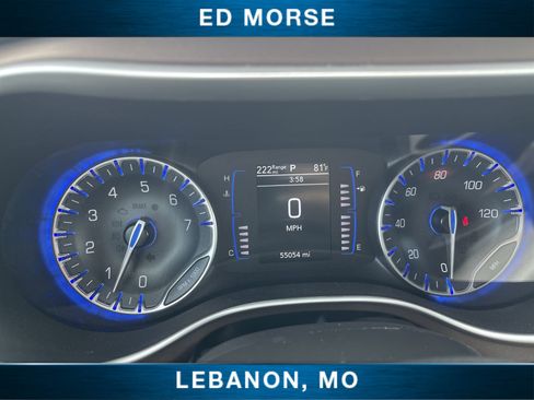Used 2023 Chrysler Voyager LX FWD image 11