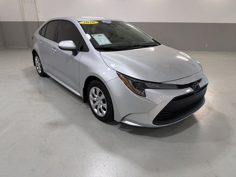 Used 2026 Toyota Corolla LE FWD image 4