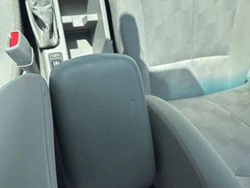 Used 2010 Subaru Forester 2.5X Premium w/ Popular Equipment Group 1A image 14