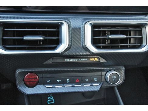 Used 2025 Ford Mustang Premium RWD image 27