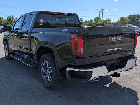 New 2026 GMC Sierra 1500 SLT w/ SLT Premium Package AWD/4WD image 8