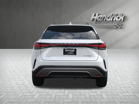 Used 2023 Lexus RX 350 Premium w/ Cold Area Package AWD/4WD image 8