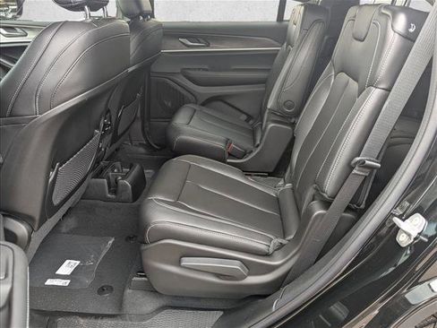 New 2025 Jeep Grand Cherokee L Limited image 15