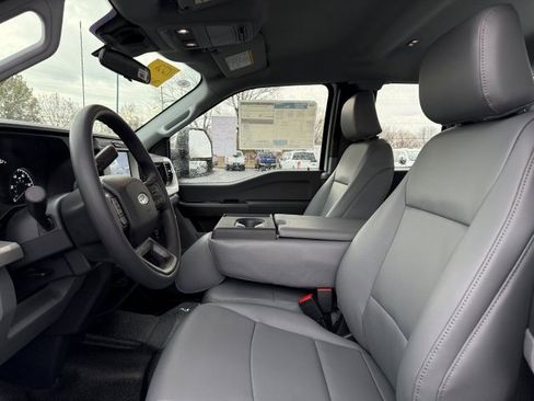New 2026 Ford F250 XL w/ XL Chrome Package image 16