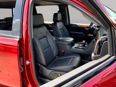 Used 2022 GMC Sierra 1500 Denali AWD/4WD image 9