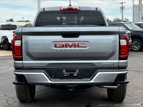 New 2025 GMC Canyon AT4 image 4