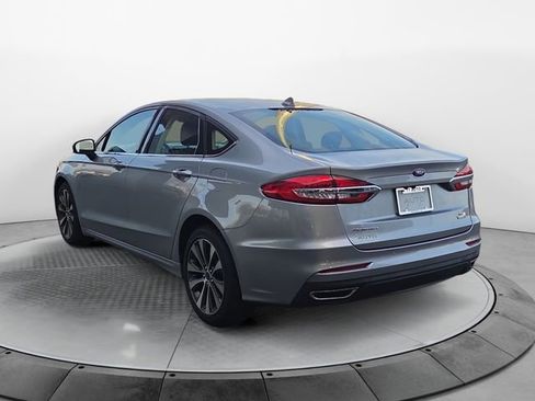 Used 2020 Ford Fusion SE AWD/4WD image 3