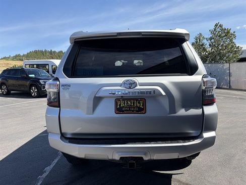 Used 2024 Toyota 4Runner SR5 Premium w/ Moonroof Package AWD/4WD image 8
