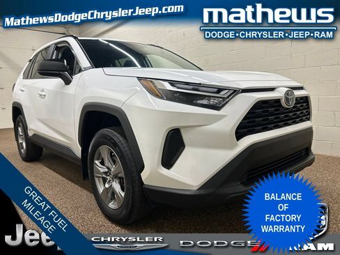 Used 2024 Toyota RAV4 LE AWD/4WD image 1