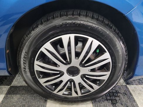 Used 2016 Toyota Yaris L FWD image 23