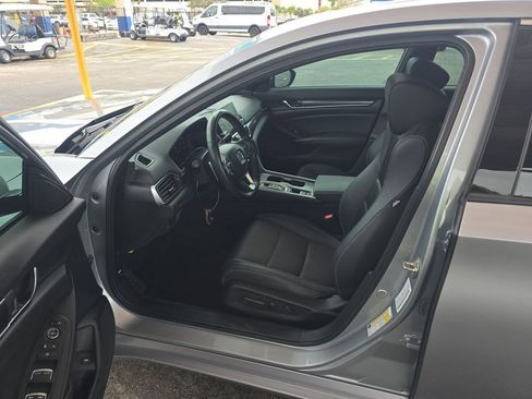 Used 2019 Honda Accord Sport image 8