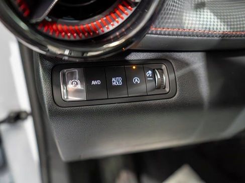 New 2026 Chevrolet Equinox RS w/ Convenience Package III AWD/4WD image 16