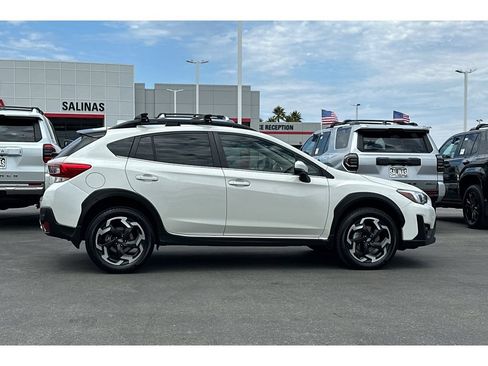 Used 2021 Subaru Crosstrek 2.5i Limited w/ Moonroof Package 2 AWD/4WD image 3